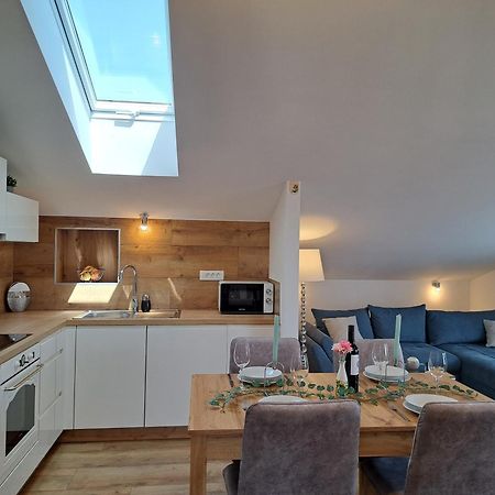 Apartments Jimmi Kaštela Екстериор снимка