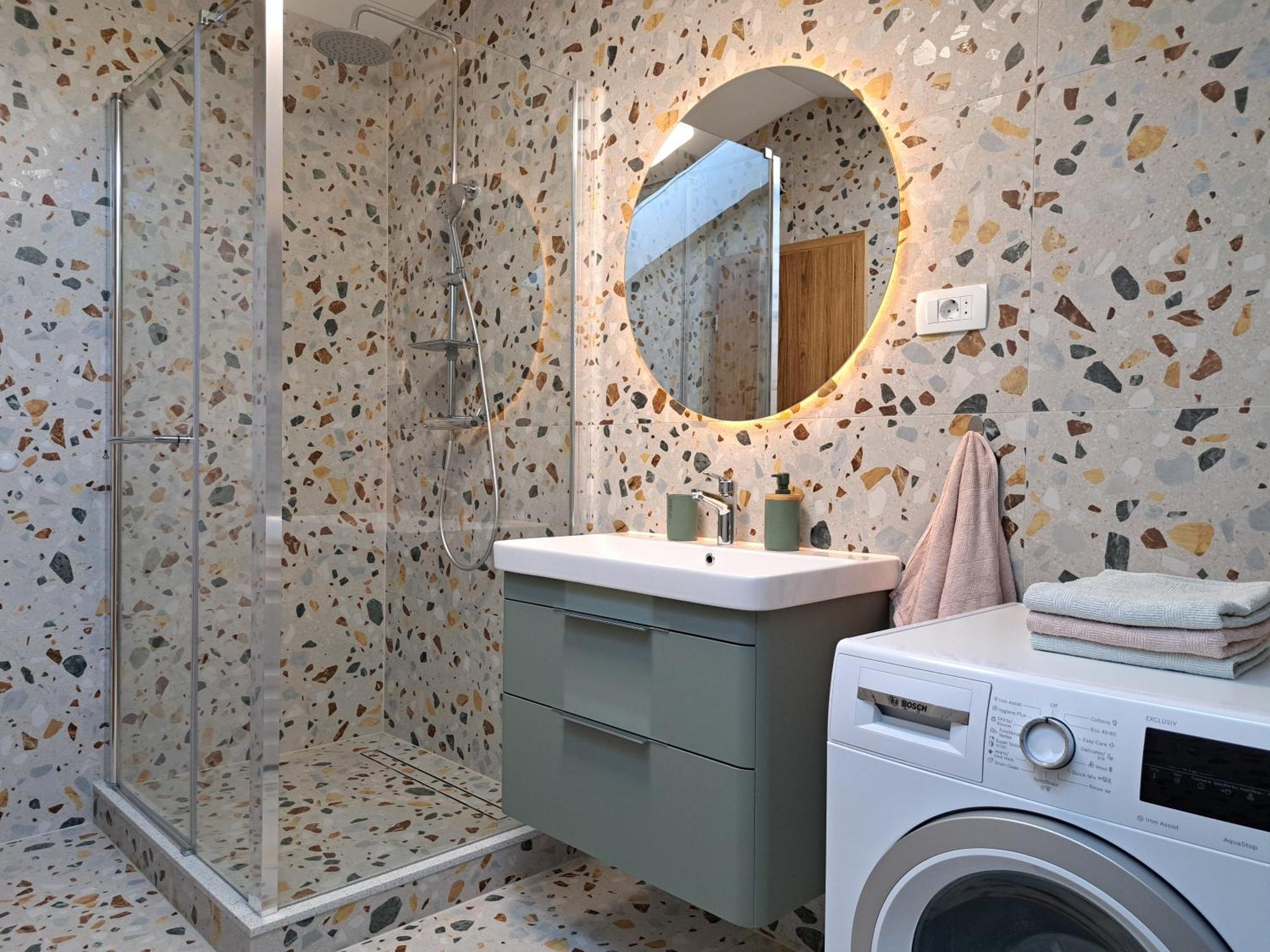 Apartments Jimmi Kaštela Екстериор снимка